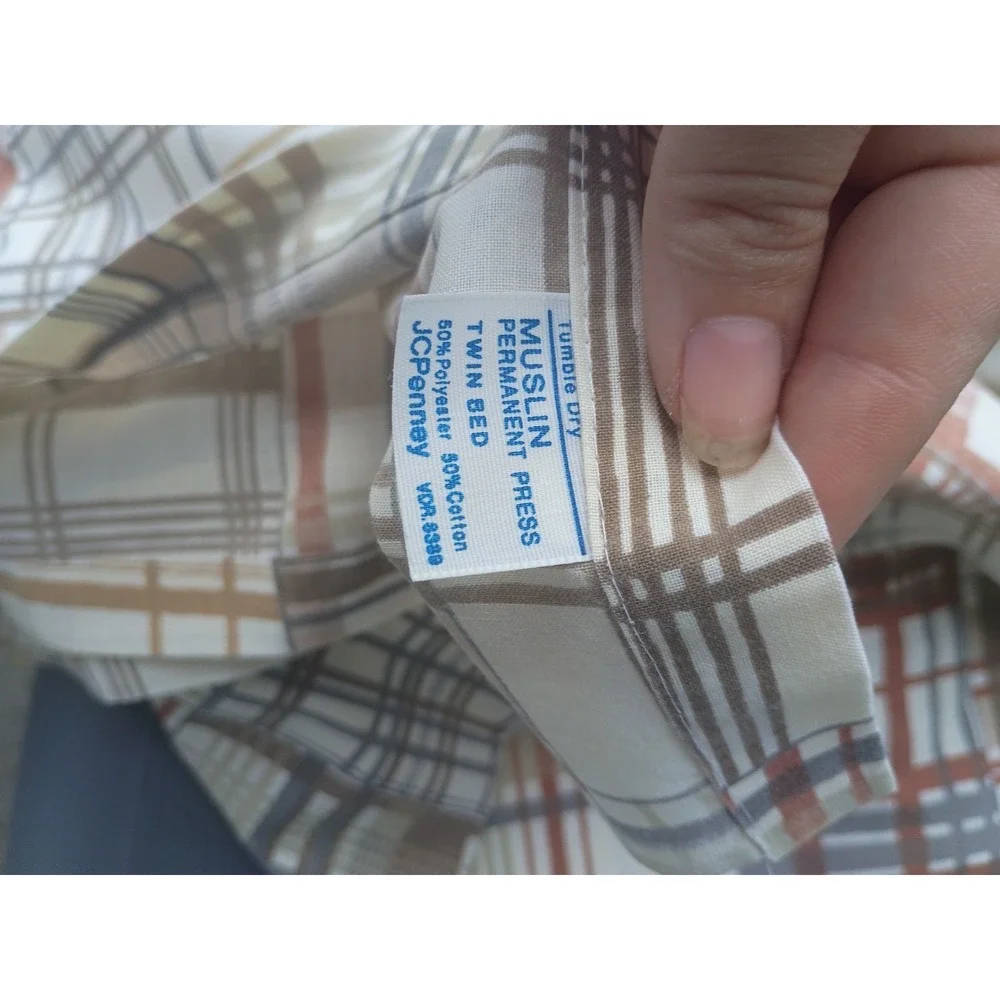 Vtg JCPenney Muslin Twin Flat Sheet Plaid Cotton Blend